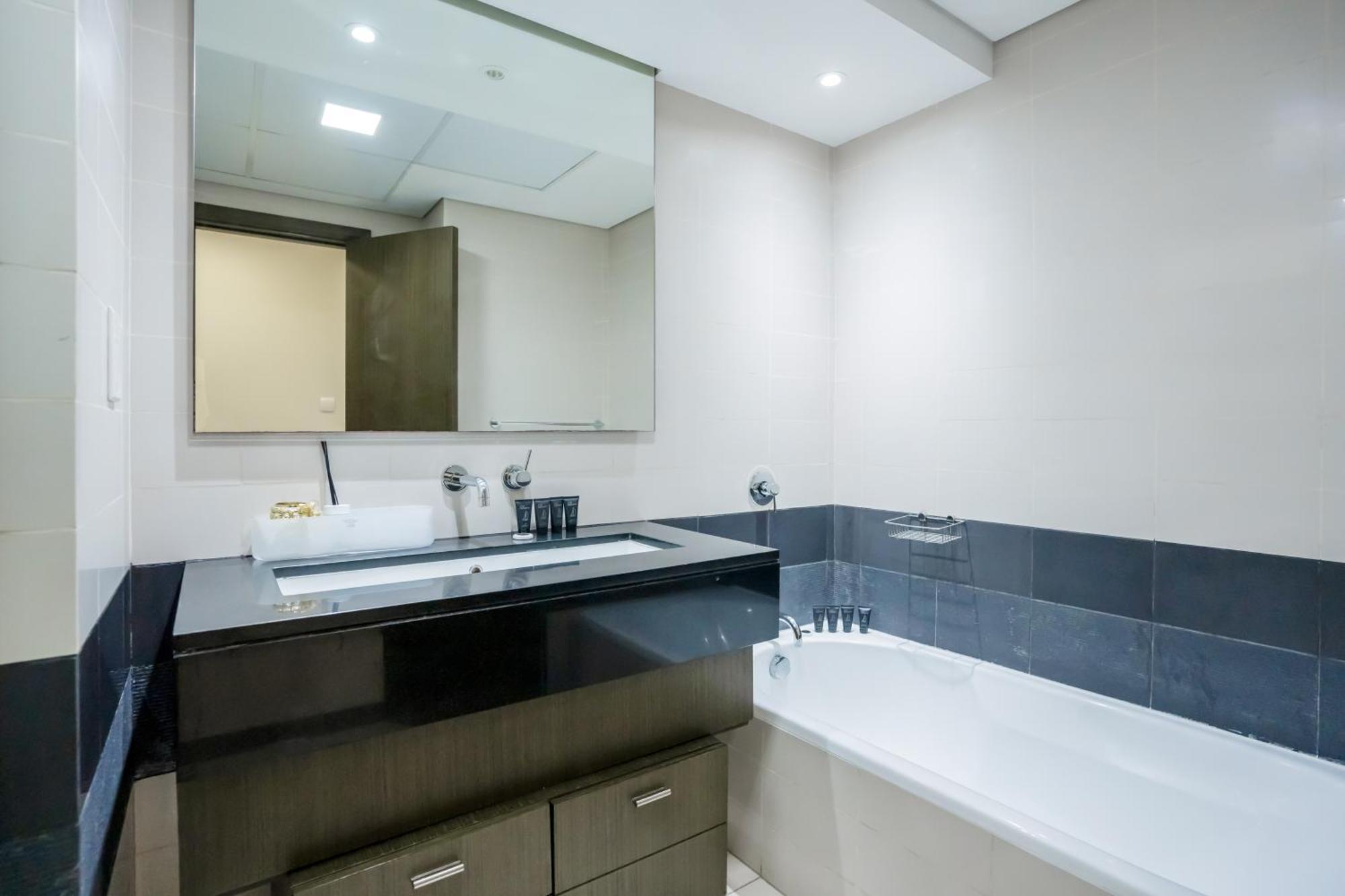 Vacay Lettings - Loft Downtown Dubai Villa Exterior foto